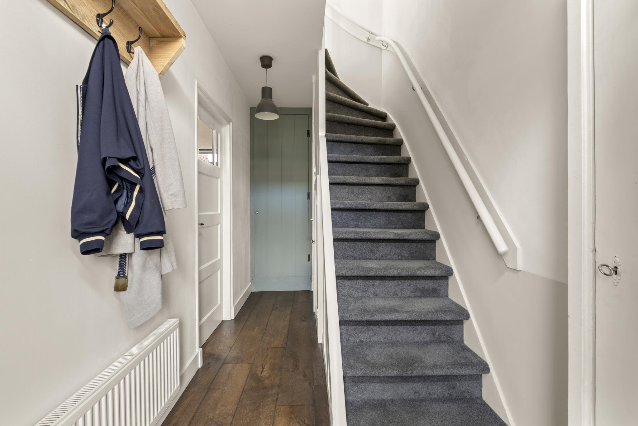 Tussenwoning te koop: Anna van burenstraat 47, Alkmaar