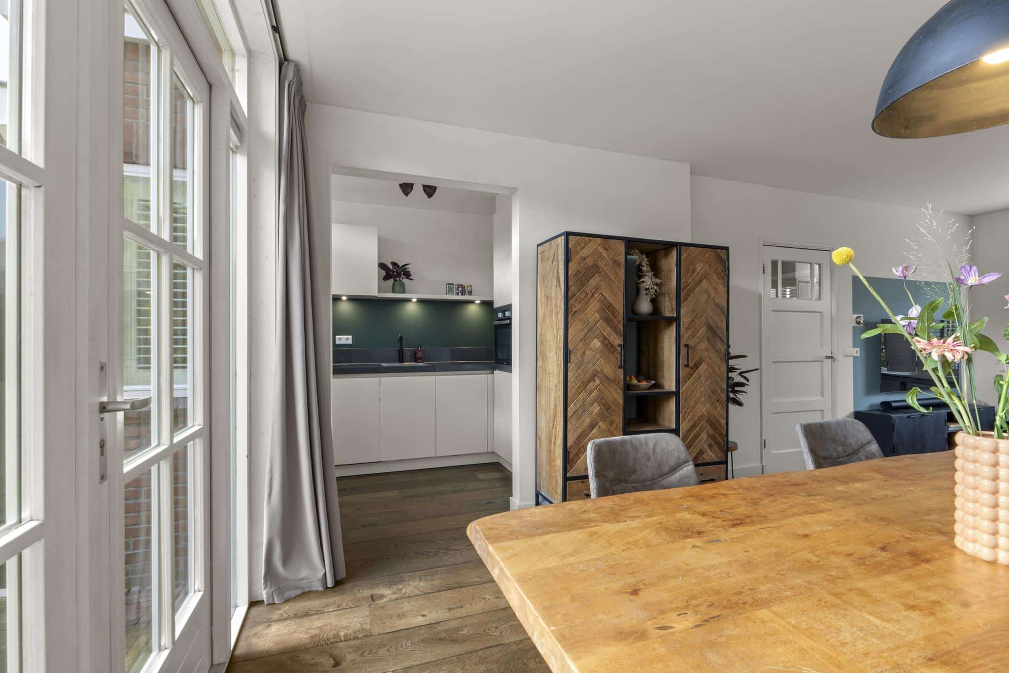 Tussenwoning te koop: Anna van burenstraat 47, Alkmaar