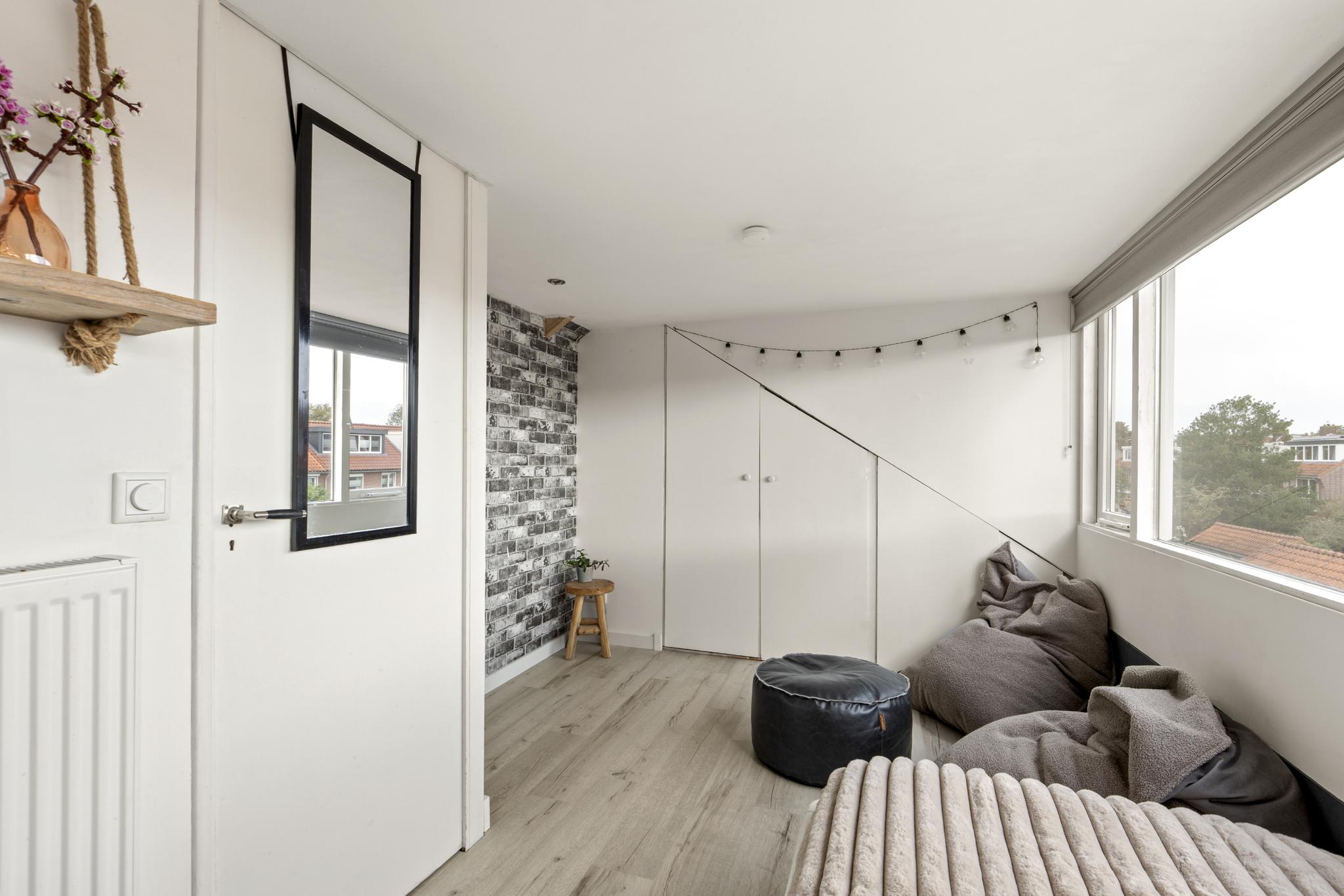 Tussenwoning te koop: Anna van burenstraat 47, Alkmaar